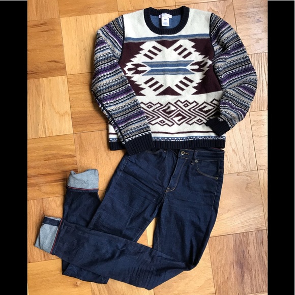 Ethnic Pattern Wool Sweater - Picture 2 of 8